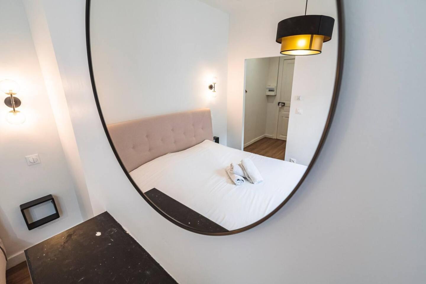 Pink, Appartement En Plein Coeur De Reims Extérieur photo