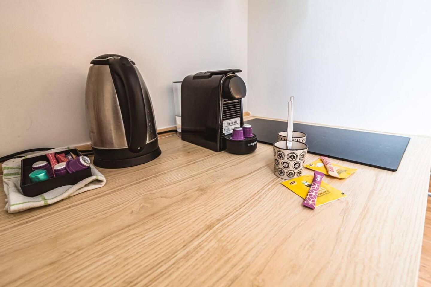 Pink, Appartement En Plein Coeur De Reims Extérieur photo