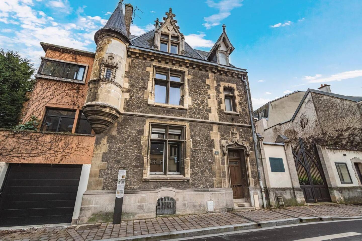 Pink, Appartement En Plein Coeur De Reims Extérieur photo